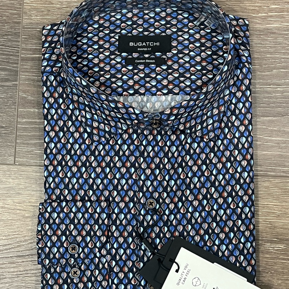 *Make offer* Men’s Bugatchi Print Shirt - BRAND NEW!